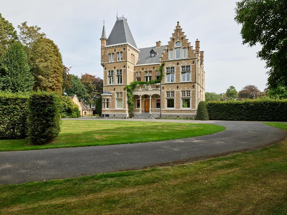 Boutique Hotel Ter Wallen Izegem Eksteriør billede